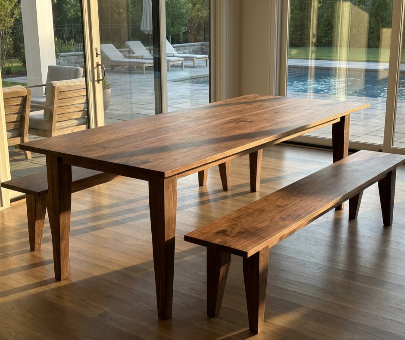 Tapered leg table with matching benches
